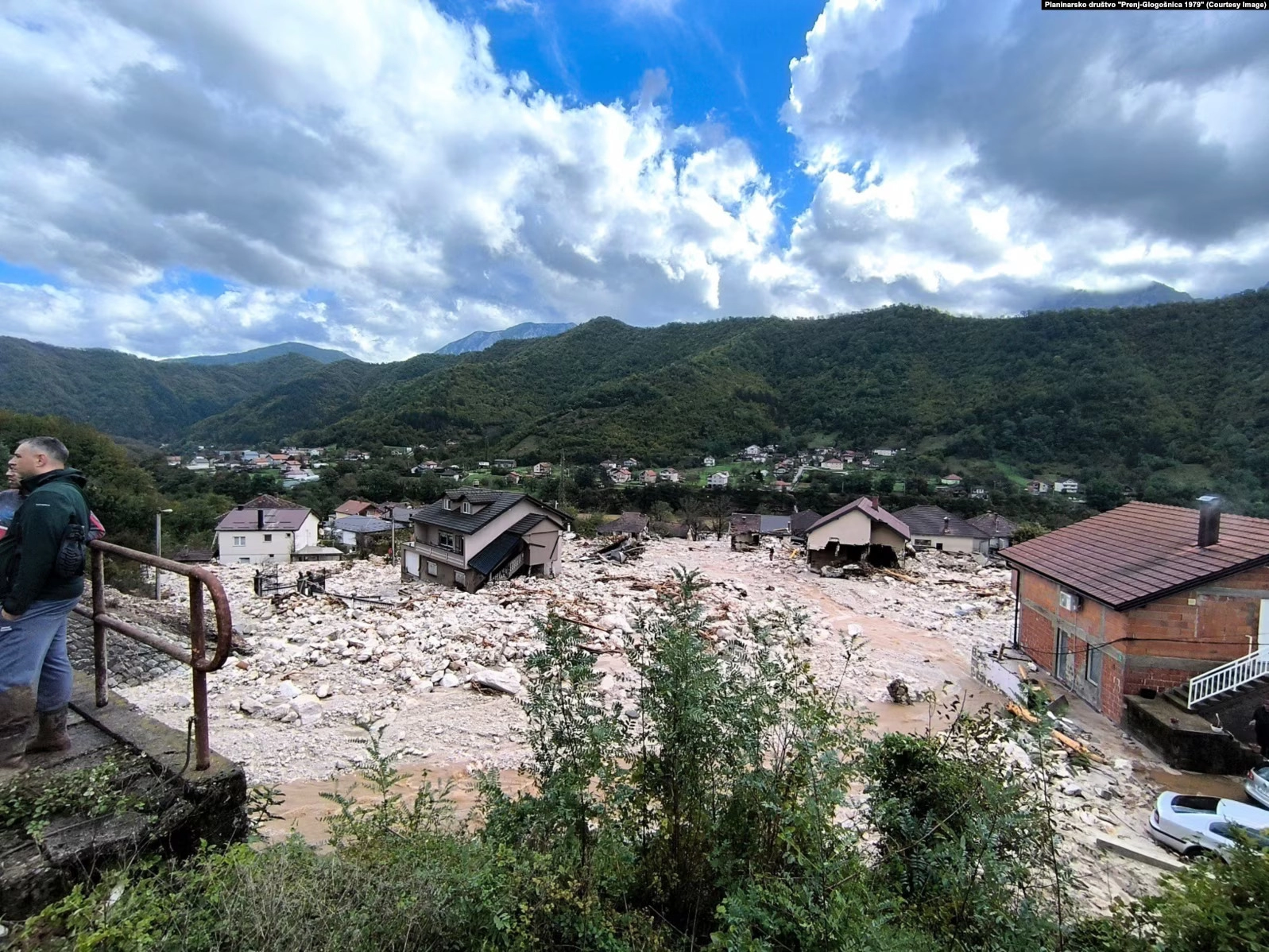 20 STRADALIH? U toku helikoptersko spašavanje teško povrijeđenog djeteta iz Jablanice